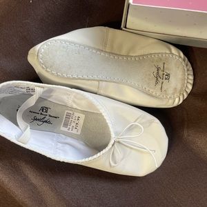 Girls Ballet Shoes Slippers 3.5